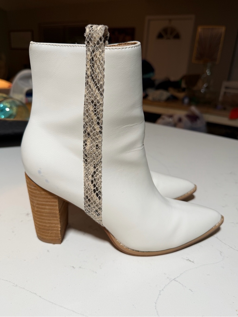 Oasis Society White  Pointed Ankle Booties with Snake-Print Detail| 7.5
